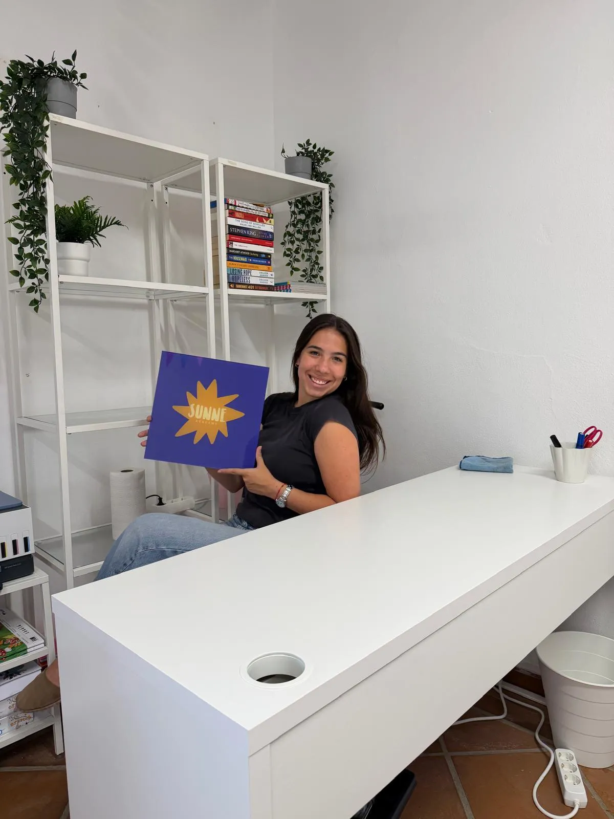 Taller de idiomas y proyectos mensuales